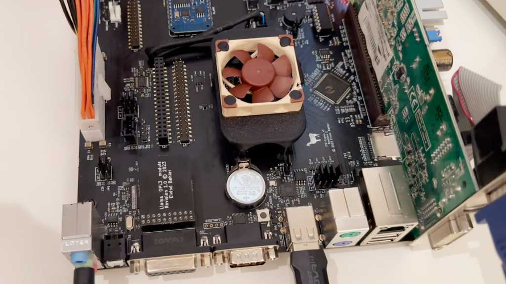 Dos Itx 1.jpg