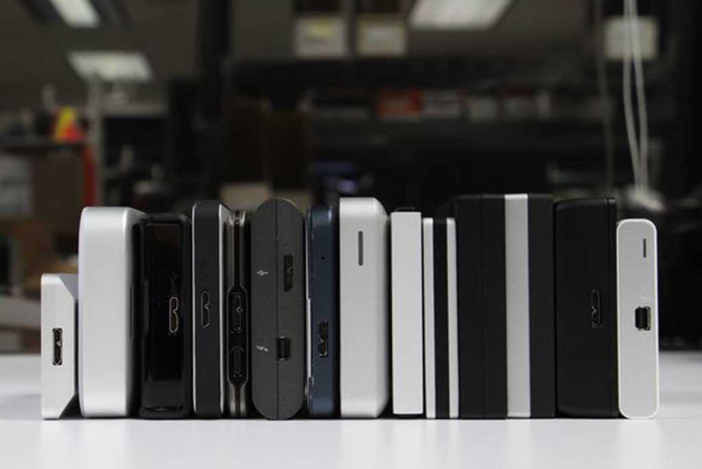 External Hard Drives 100761623 Orig.jpg