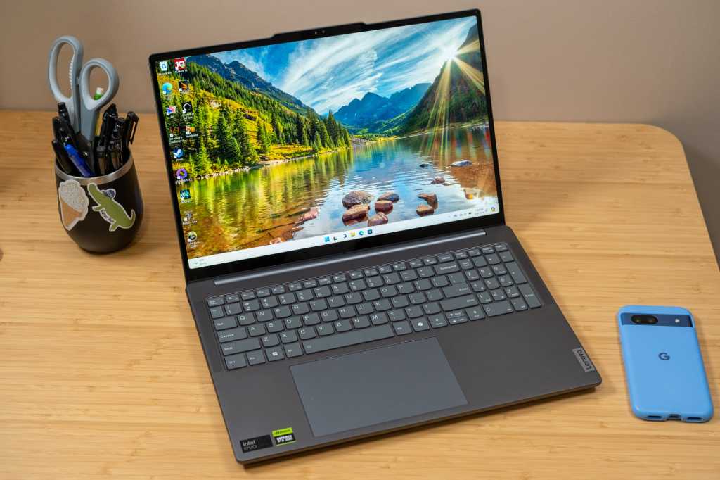 Lenovo Yoga Pro 9i 1 1.jpg