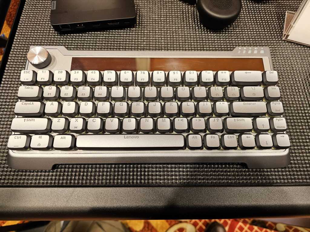 Lenovo Wireless Keyboard.jpg