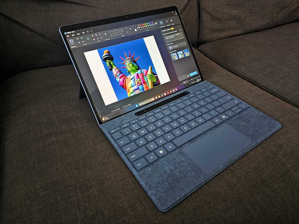 Surface Pro 2024 11th Edition 1.jpg