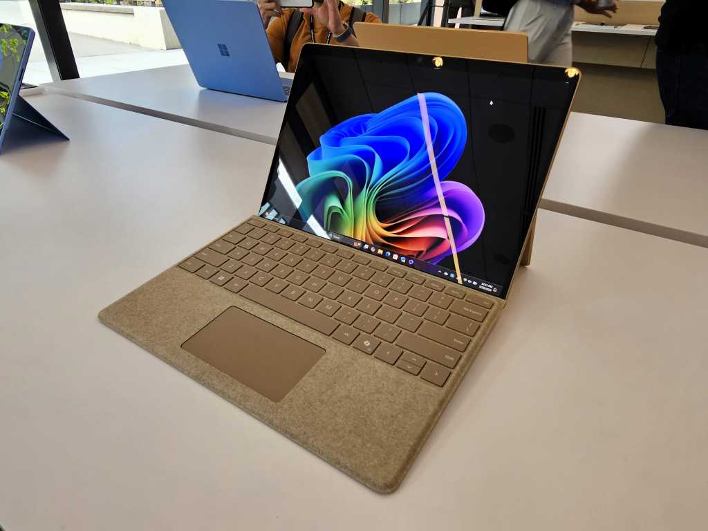 Surface Pro Dune 1.jpg