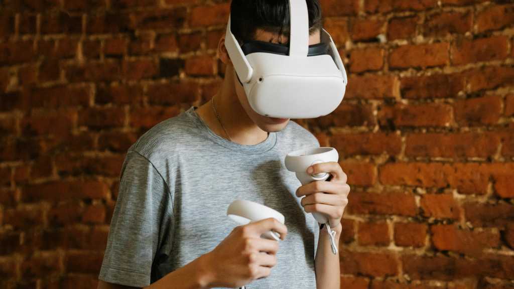 Quest 2 Vr Headset.jpg