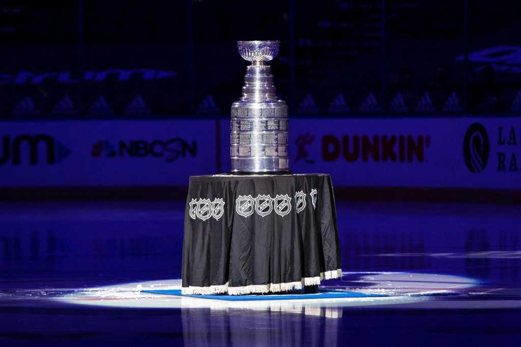 Stanley Cup 100888870 Orig.jpg