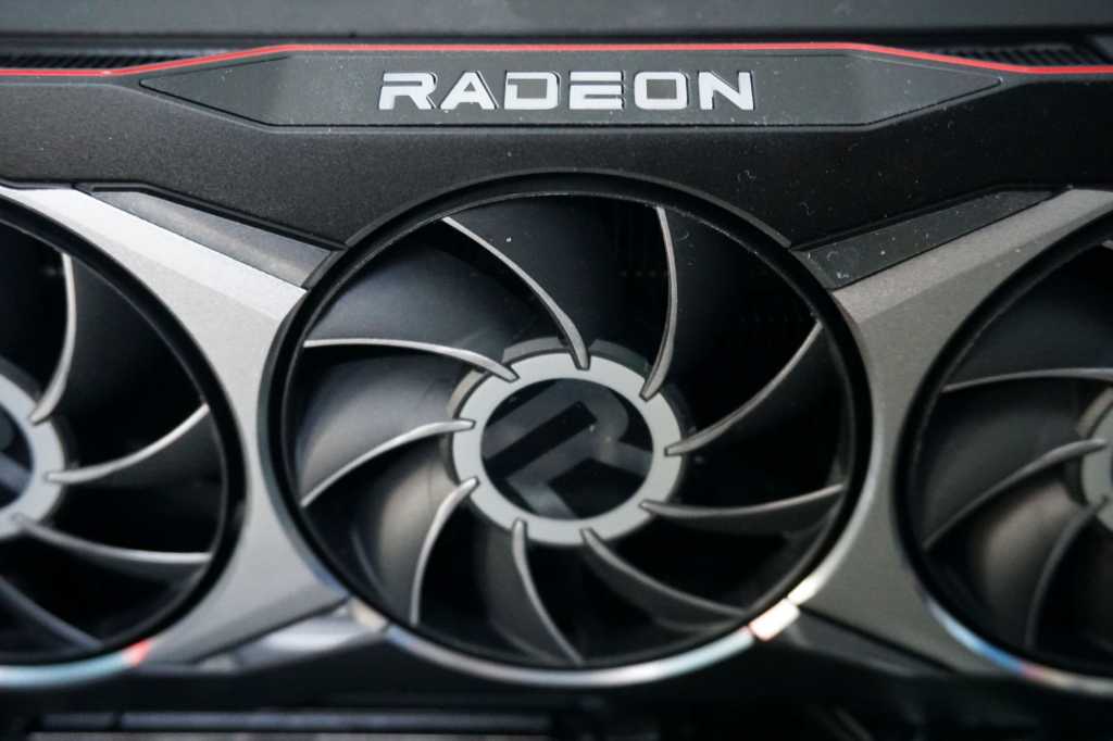 6900 xt 9 100869845 orig 1.jpg