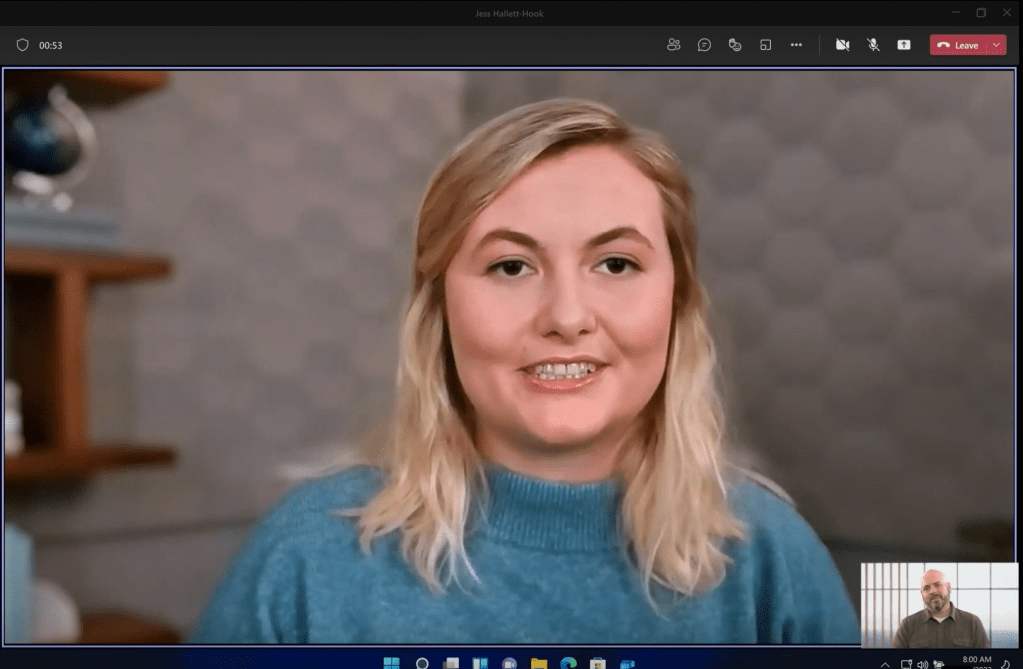 Intelligent meeting eye contact background blur.png