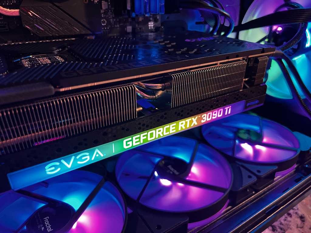 Nvidia geforce rtx 3090 ti 2 1.jpg