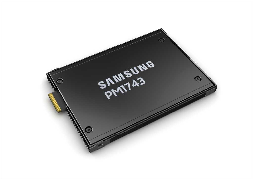 Samsung pm1743 e3 photo b 1.jpg