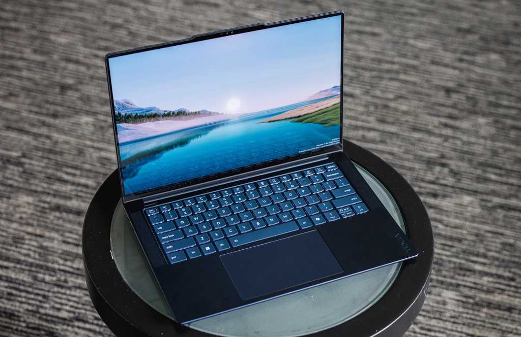 Wl pph24 066 lenovoyoga snapdragonxelite 01 1.jpg