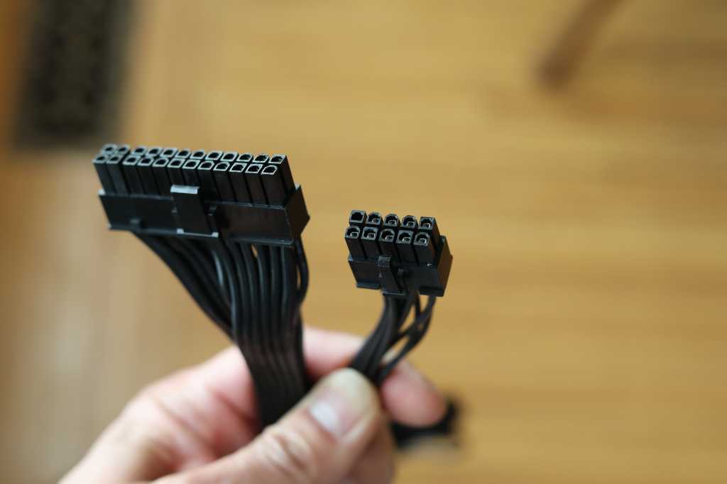 Atx12vo connector 100859640 orig.jpg