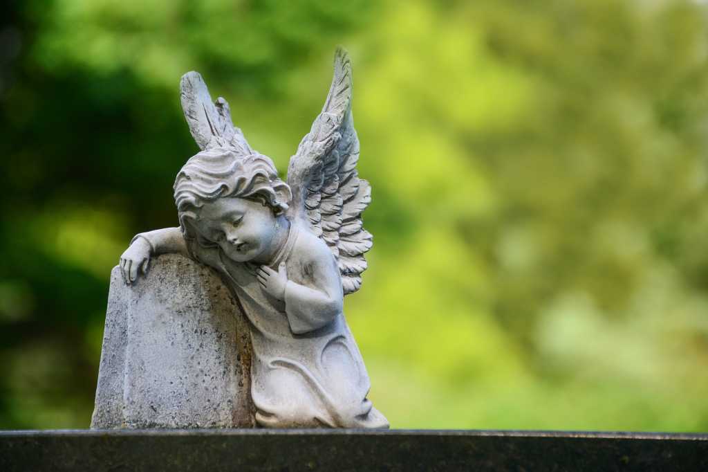 Grave angel stock 100745147 orig 2.jpg
