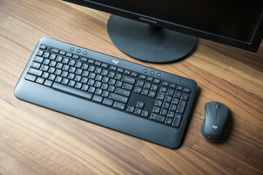Logitech mk540 advanced keyboard mouse primary 100754727 orig.jpg