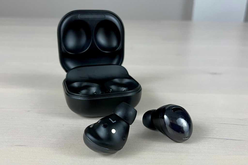 Samsung galaxy buds pro main 100873649 orig.jpeg