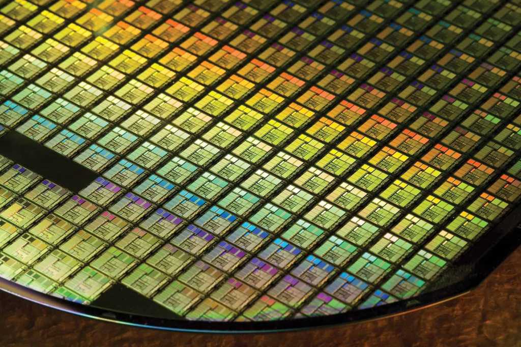 Tsmc wafer image 100855531 orig.jpg
