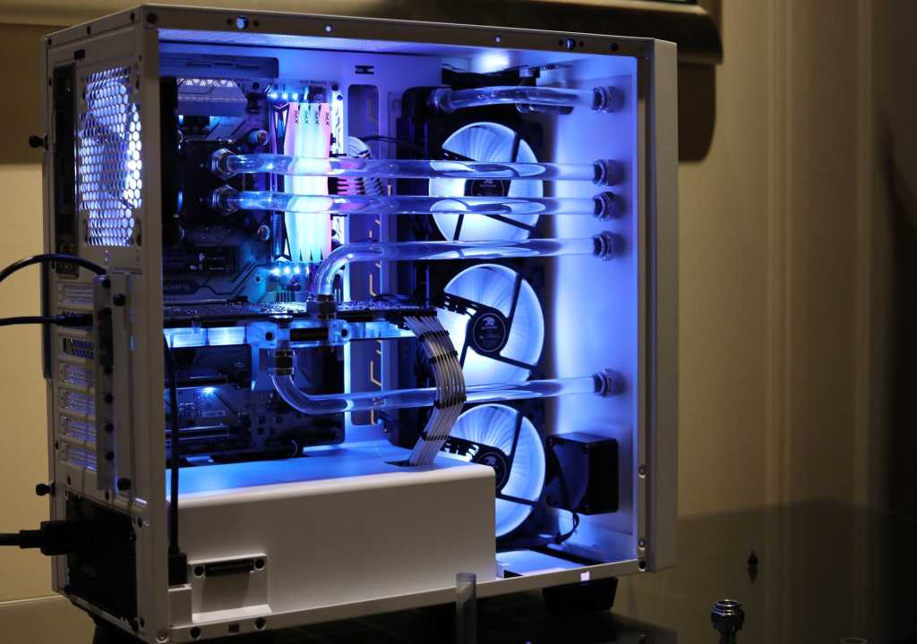 Ces 2020 ibuypower snowblind cl 100826561 orig 1.jpg