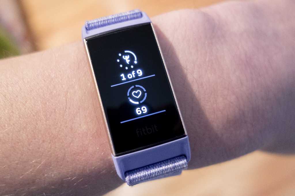 Fitbit charge 3 today 100777836 orig.jpg