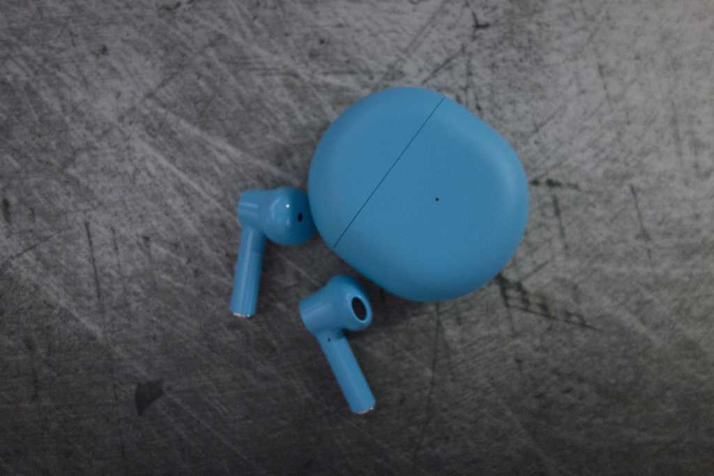 Oneplus buds with case 100852423 orig.jpg