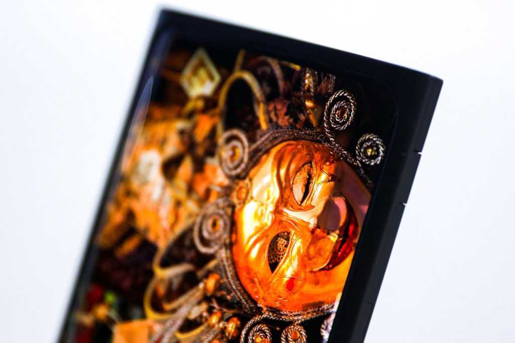 Oppo in screen camera 100800357 orig.jpg