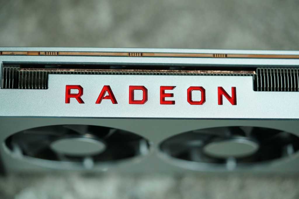 Radeon logo radeon vii 100820899 orig.jpg
