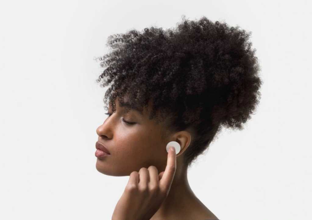 Surface earbuds in 100812899 orig.jpg