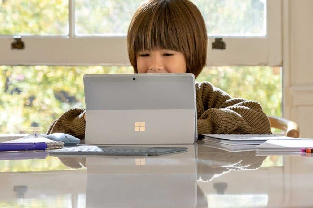 Surface go 2 context 3 large 100840707 orig.jpg