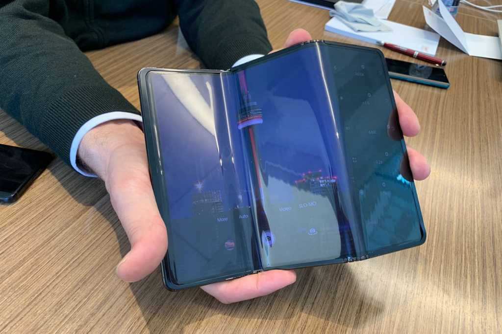 Tcl tri fold display 100834459 orig.jpg